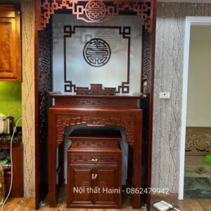 Vách ngăn bàn thờ mẫu 3
